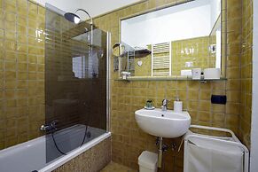 Corte Segreta Apartments