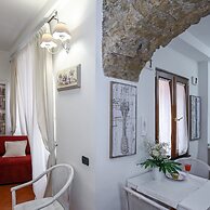 Corte Segreta Apartments