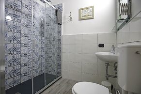 Corte Segreta Apartments