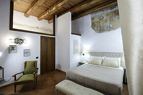 Corte Segreta Apartments