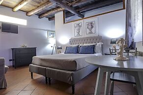 Corte Segreta Apartments