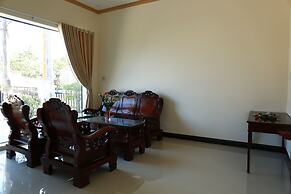 Lien Thong Hotel