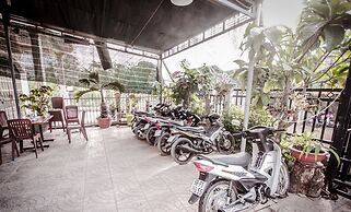 Lien Thong Hotel
