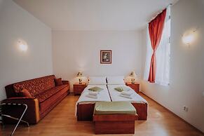 The Rooms by Dalia