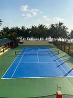 Tenack Beach Resort & Hotel