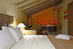 Elia Kentron- Adults Only