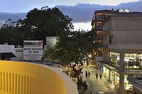 Elia Kentron- Adults Only