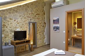 Elia Kentron- Adults Only