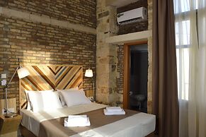 Elia Kentron- Adults Only