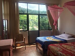 Majestic Tourist Hotel