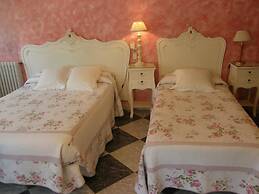 Goya Suites