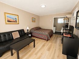 Overlander Motel