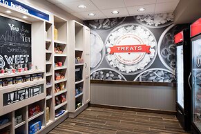 Hampton Inn & Suites Hudson