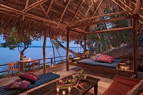 La Lancha by Francis Ford Coppola