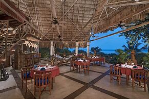 La Lancha by Francis Ford Coppola