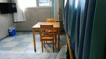 Guest House Sea glass