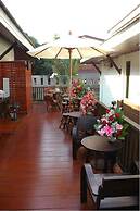 Baan Soontree Resort