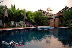 Baan Soontree Resort