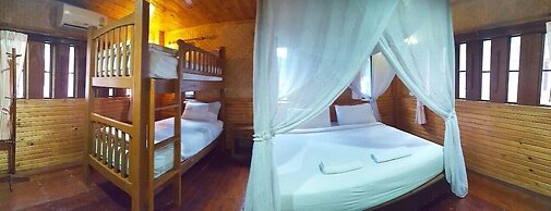 Baan Soontree Resort