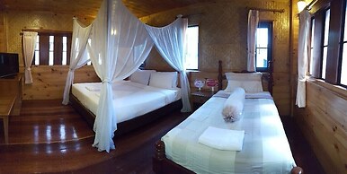 Baan Soontree Resort