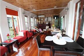 Baan Soontree Resort