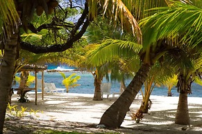 White Sands Beach Resort Tonga