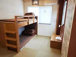 J-Hoppers Osaka Universal - Hostel