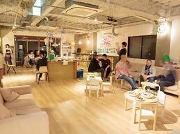 J-Hoppers Osaka Universal - Hostel