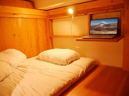 J-Hoppers Osaka Universal - Hostel