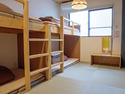 J-Hoppers Osaka Universal - Hostel