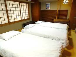 Osaka guest house sakura – Hostel