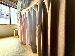 Osaka guest house sakura – Hostel