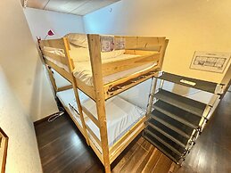 Osaka guest house sakura – Hostel