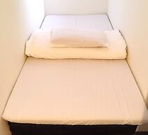 Osaka guest house sakura – Hostel