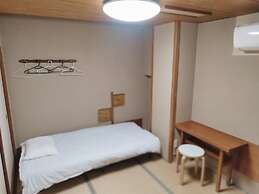 Osaka guest house sakura – Hostel