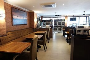 Steak & Co. Boutique Hotel