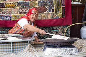 Club Akman Beach Hotel