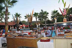 Club Akman Beach Hotel