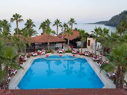 Club Akman Beach Hotel