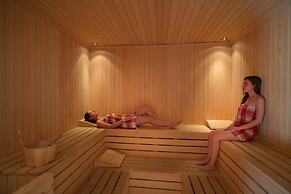 Club Akman Beach Hotel