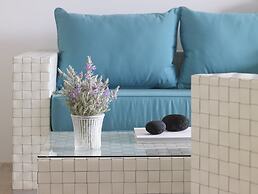 Aurora Luxury Suites