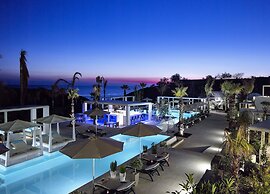 Aurora Luxury Suites