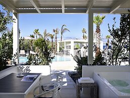 Aurora Luxury Suites