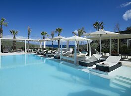 Aurora Luxury Suites