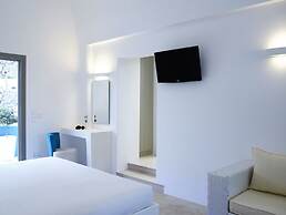 Aurora Luxury Suites