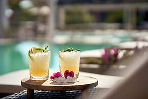 Aurora Luxury Suites