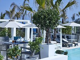 Aurora Luxury Suites