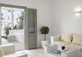 Aurora Luxury Suites