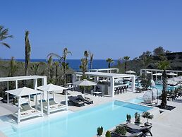 Aurora Luxury Suites