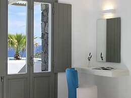 Aurora Luxury Suites